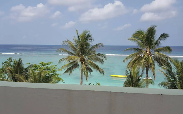 Hotelodge Aloevera Beach