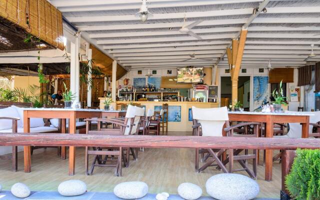 Livadia Hotel