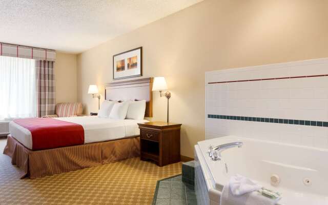 Country Inn & Suites by Radisson, Nevada, MO