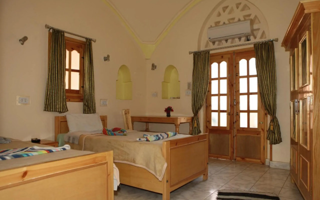 El Fayrouz Hotel