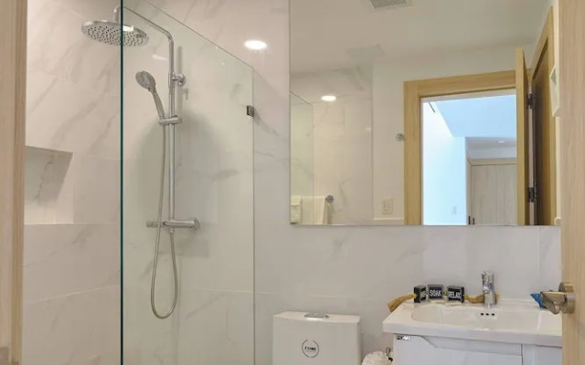 Luxury Escape Private Jacuzzi, Beach, Punta Cana Sleep 5