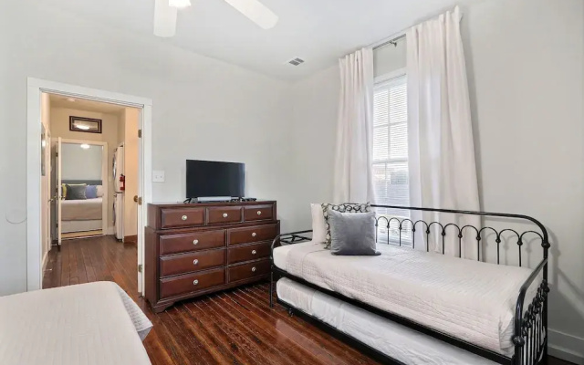Gallery Stays - Low Country
