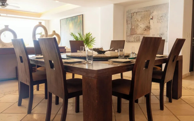 Apartamento Espacioso con Vista al Mar