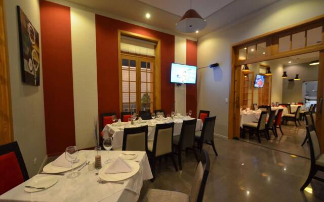 Hotel Camino Plaza