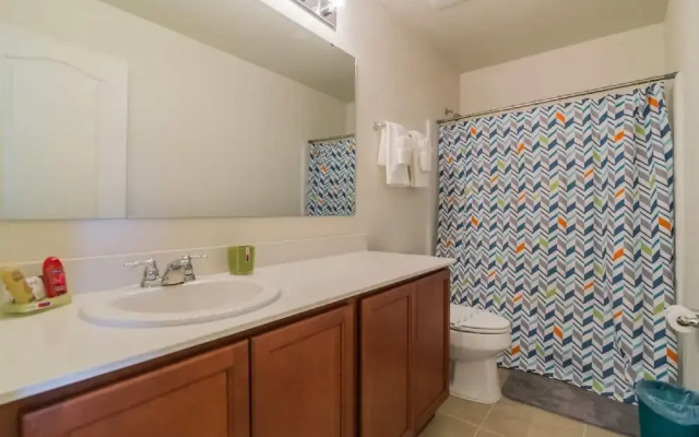 5114 Compass Bay