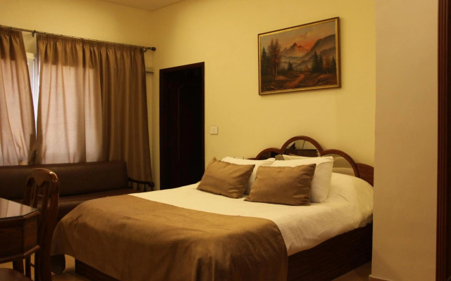 Lamedina Hotel & Resort