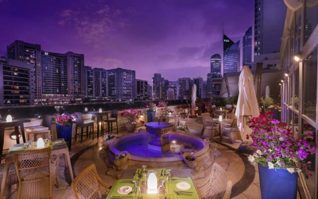 Corniche Hotel Abu Dhabi