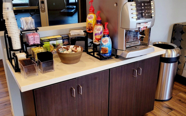 Best Western Plus Coachella Valley Inn & Suites