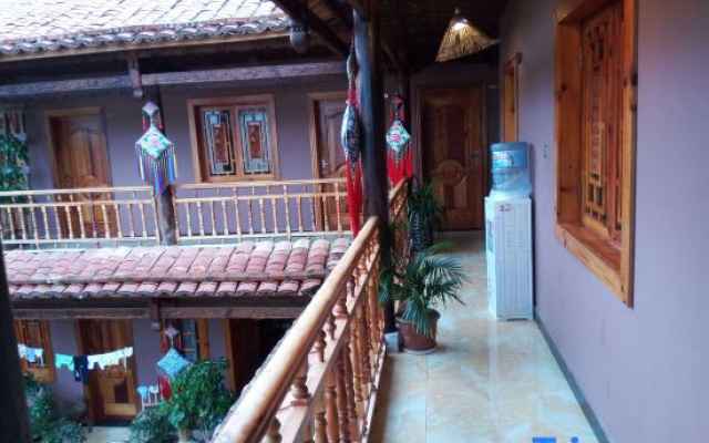 Puzhehei Anyi Jiayuan Homestay
