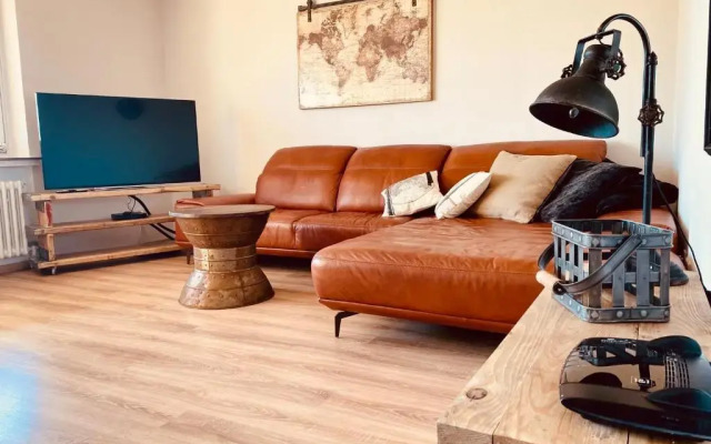 COAST HOUSE River Docks