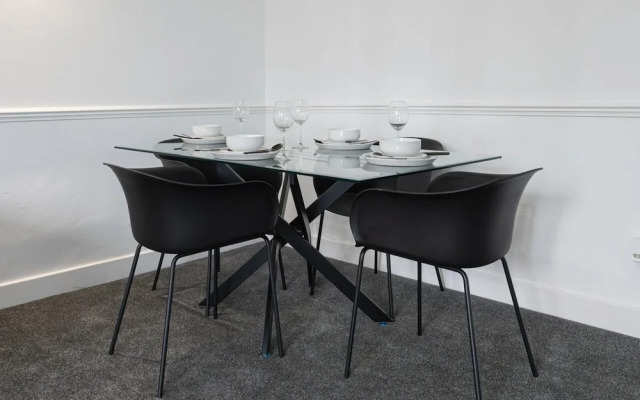 2-bedroom- Stoke-on-trent-sleeps 5-petsok