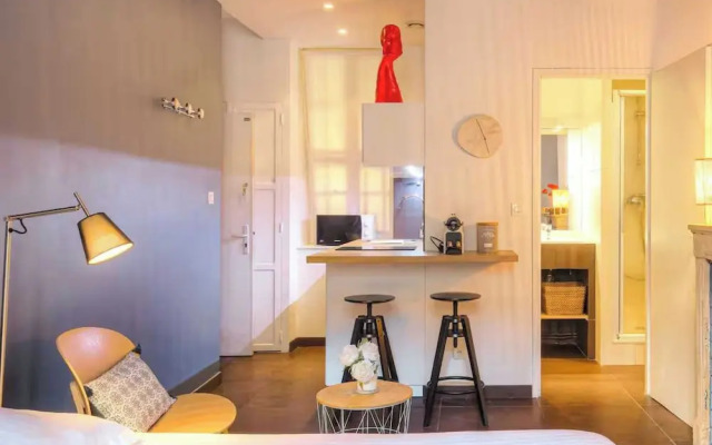 Dify Apartment Ainay