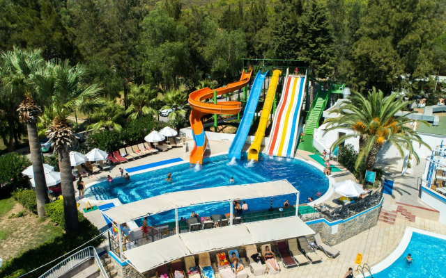 Green Bay Resort & Spa