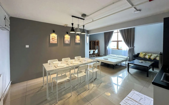 Pinnacle Kelana Jaya by Airhost