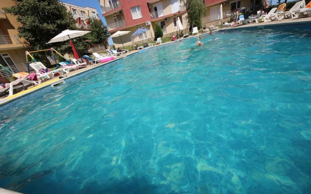 Sunny Day 5 Menada Apartments