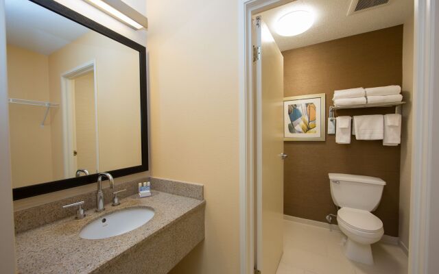 Fairfield Inn & Suites by Marriott Burlington