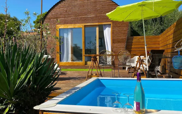 Tipi Lounge and breakfast