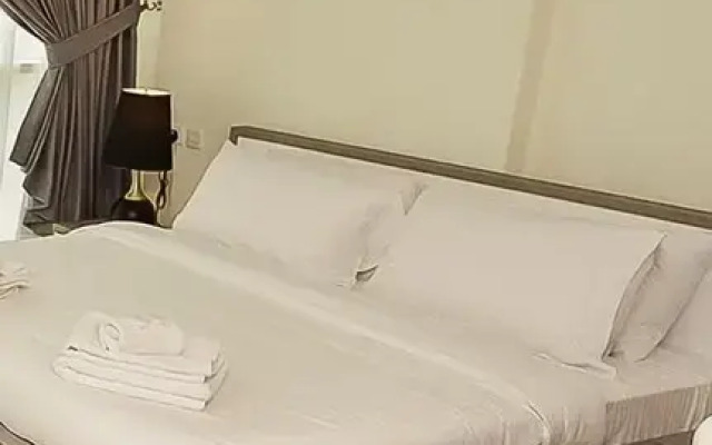 KOHH – Studio in Reef Residence