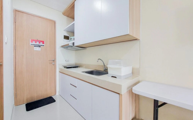 Cool And Warm Studio Apartment At B Residence