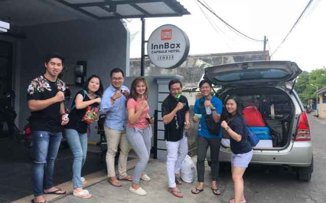 InnBox Capsule Hotel