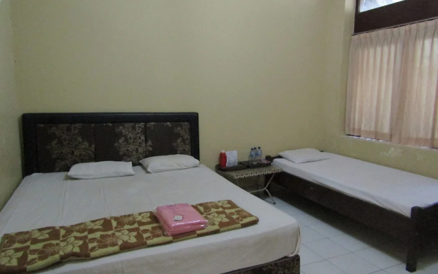 Hotel Bakti