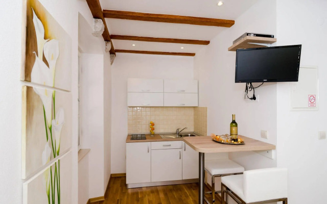 Apartments Raic