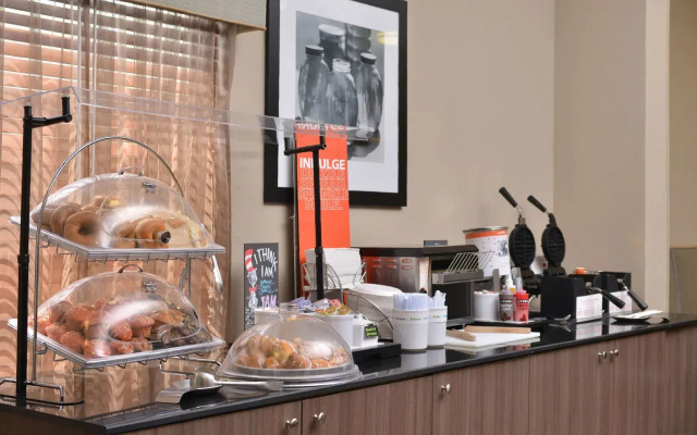 Hampton Inn closest to Universal Orlando