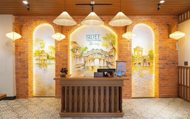 Sujet Center Hotel by Haviland
