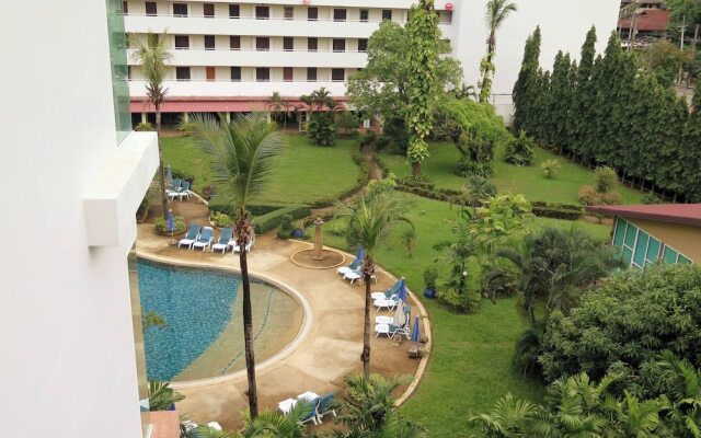 Large 1 Bedroom1 Bathroom 1 km Walking to Patong