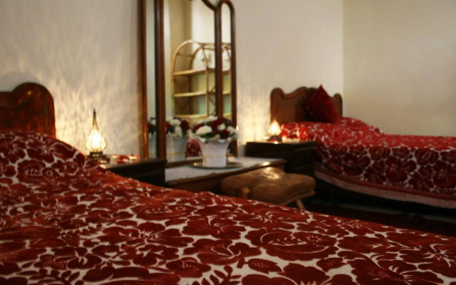 Riad Lalla Fatima