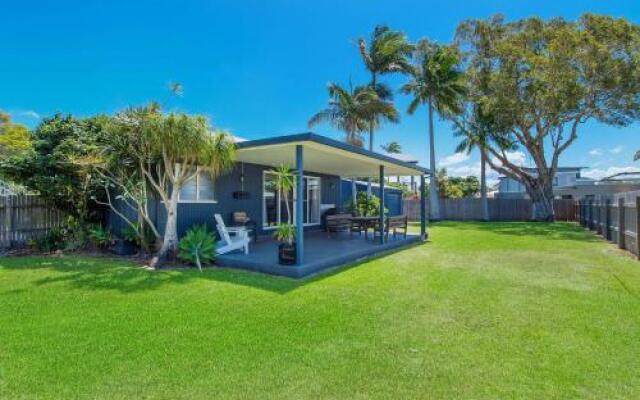 BANYANDAH 557 Ocean Drive NH