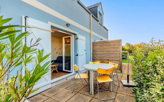 Cosy Seaside House With Private Pool