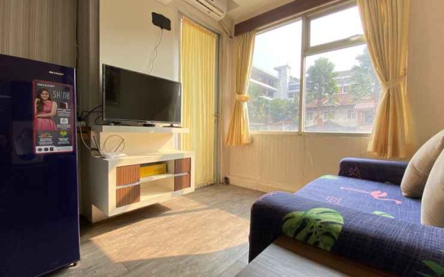Simply Modern and Lower Floor 2BR Apartment at The Jarrdin Cihampelas By Travelio – Guest Rooms – Bandung