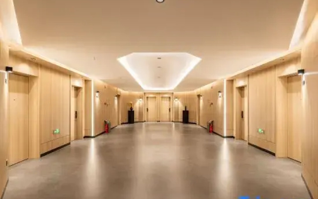 Liwei Hotel (Foshan Xiqiao Mountain Scenic Area Guangdong Qianguqing)
