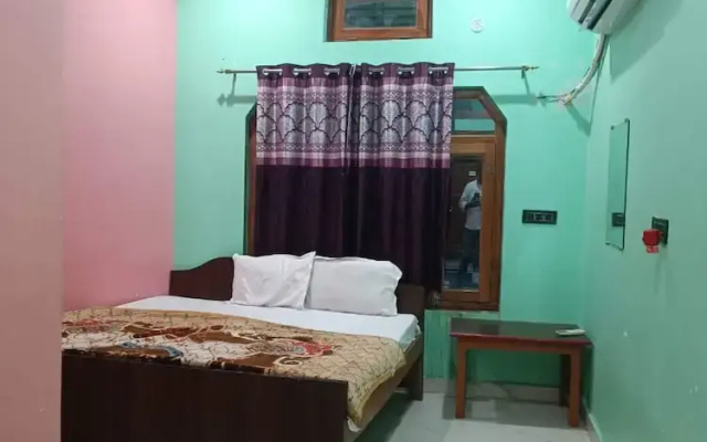 Chandrika Palace - Best Hotel Near Ram Mandir