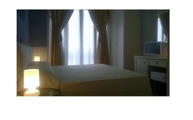 Hotel Caroline
