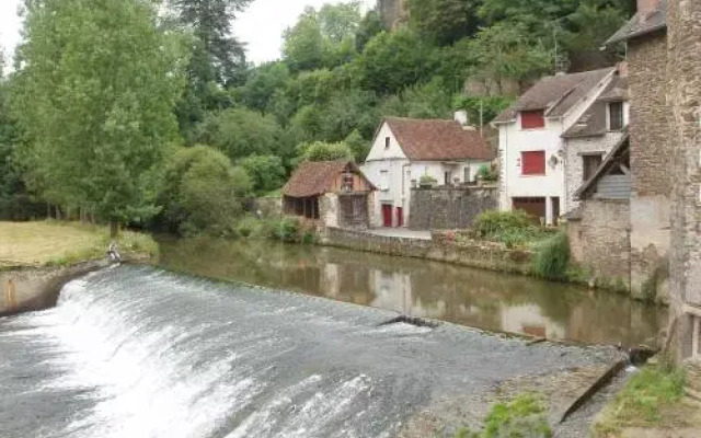 Lakeside Bed and Breakfast