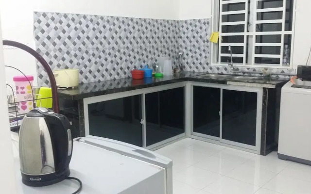 Noor Homestay