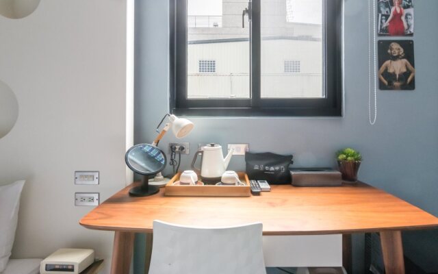 Apartment 321