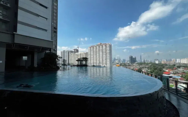 Kenwingston Platz @ KL North