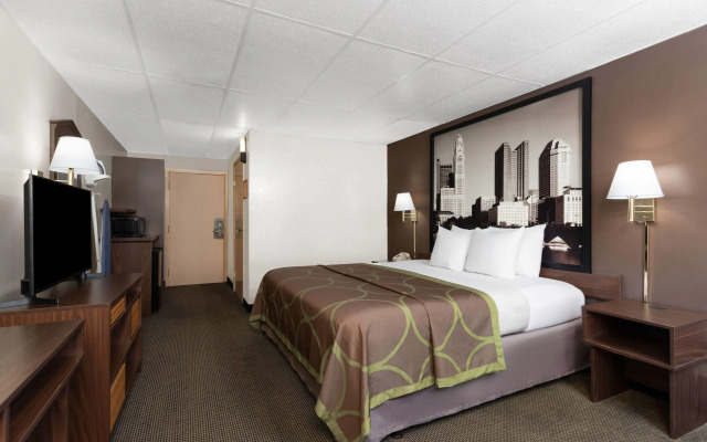 Super 8 by Wyndham Columbus