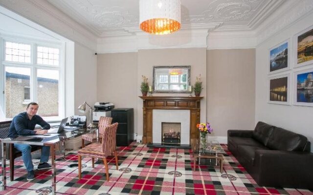 Merrion Road - Ballsbridge Townhouse