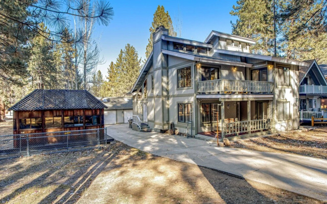 Summit Hideaway #445