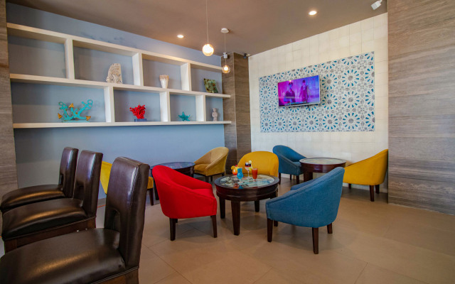 Pacific Palace Beach Tower Hotel