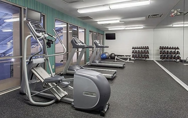 Holiday Inn Express & Suites Mississauga-Toronto Southwest by IHG