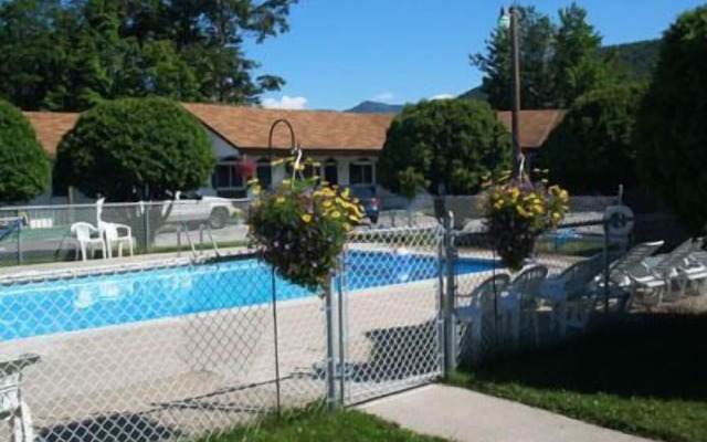 Moose Brook Motel