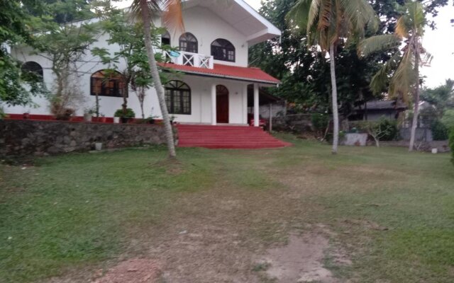 Unawatuna White Villa