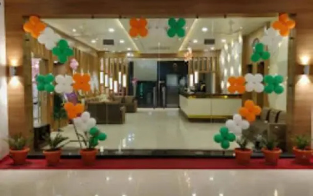 Hotel Grand Palace by OYO Rooms