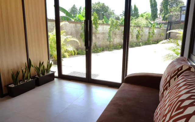 Guest House 555 NKI