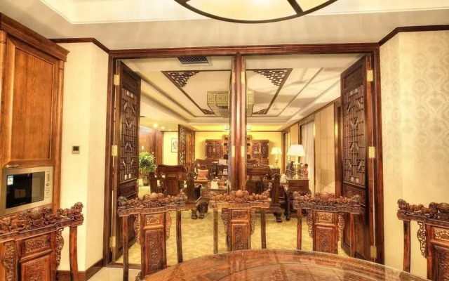 Huangjingang Holiday Hotel